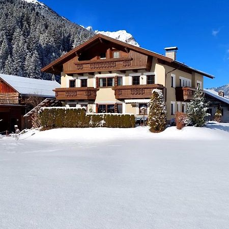 Haus Bergfreund Sankt Leonhard im Pitztal Exterior foto
